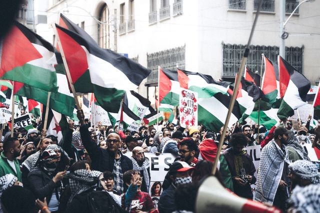 Suspension de l'interdiction d'une manifestation de soutien à Gaza au motif qu'elle était organisée le 7 octobre